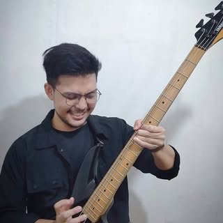 bassistbohongan