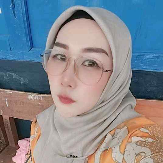 renie_sarianggaraeni