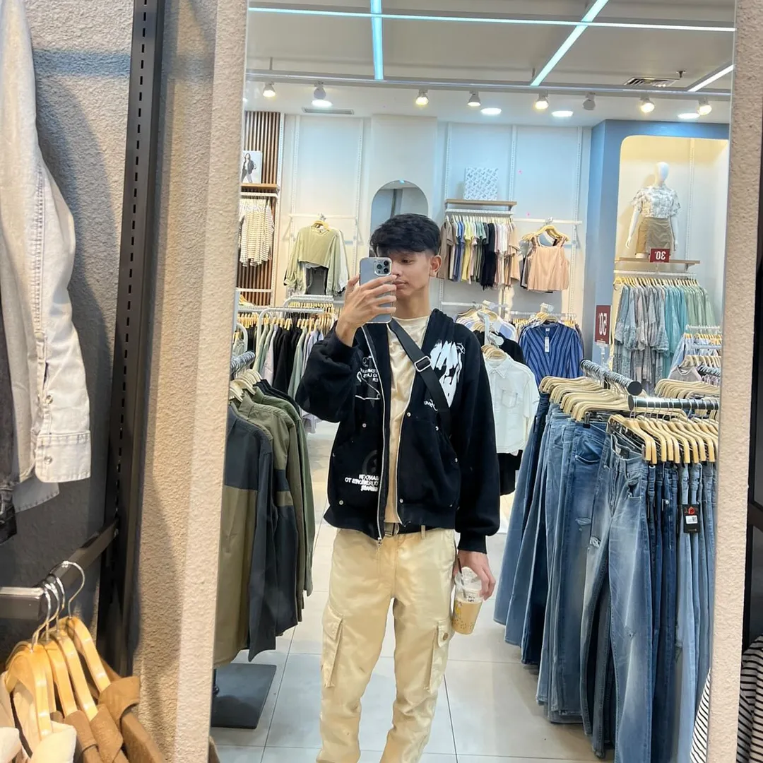 anwarr29_