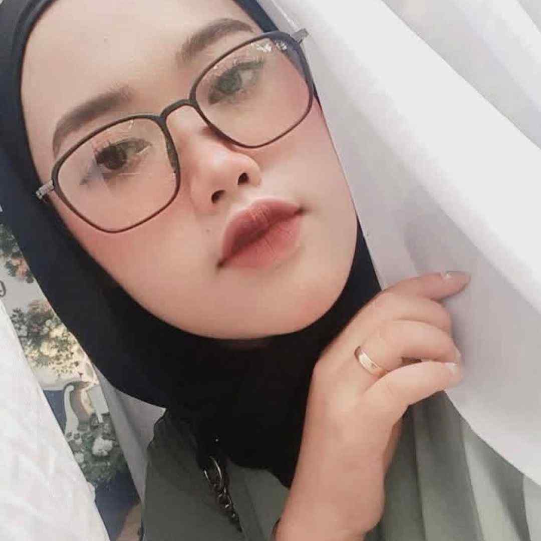 dhenia.gunawan_12