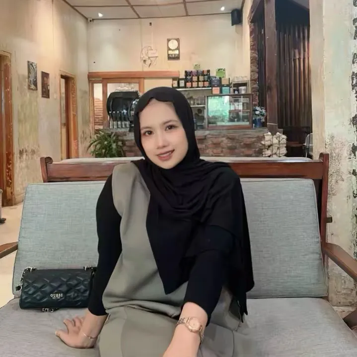 intanlibraagirl