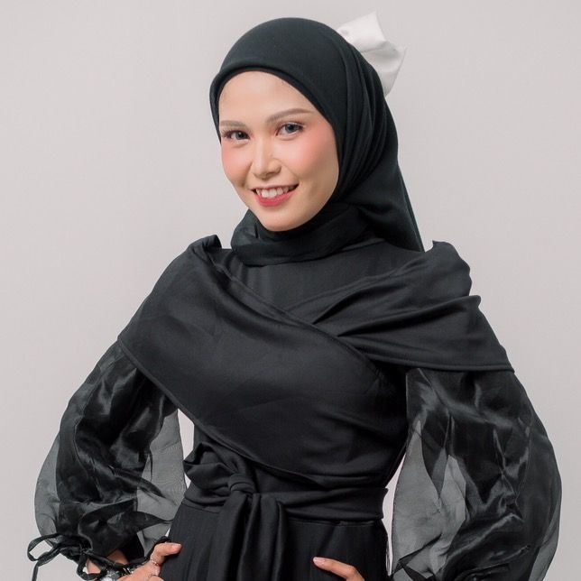 mulyani_makeupartist