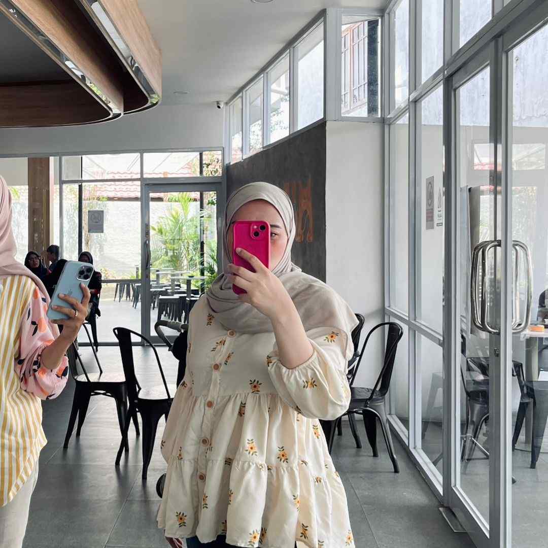 rizkywulandarisahal_