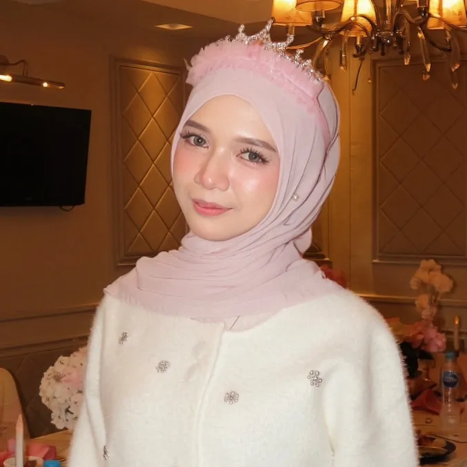 tiara.adhelya
