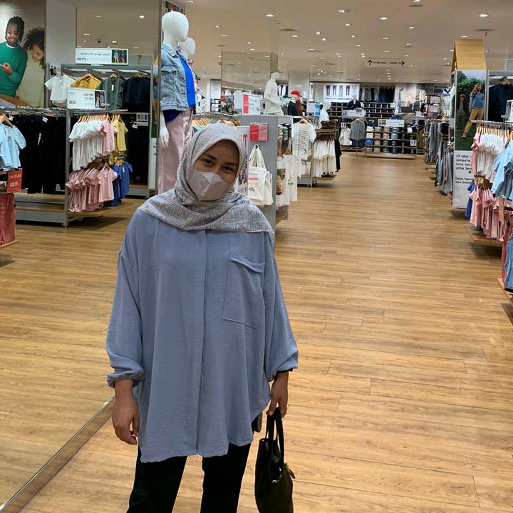 tiktokshopadhelinaevi