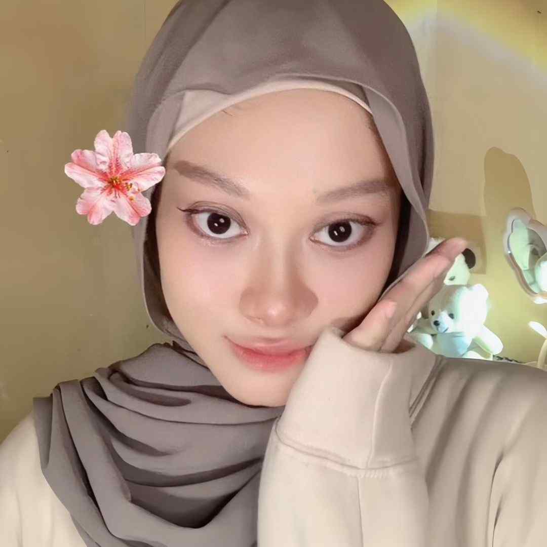 trihanaaaaa