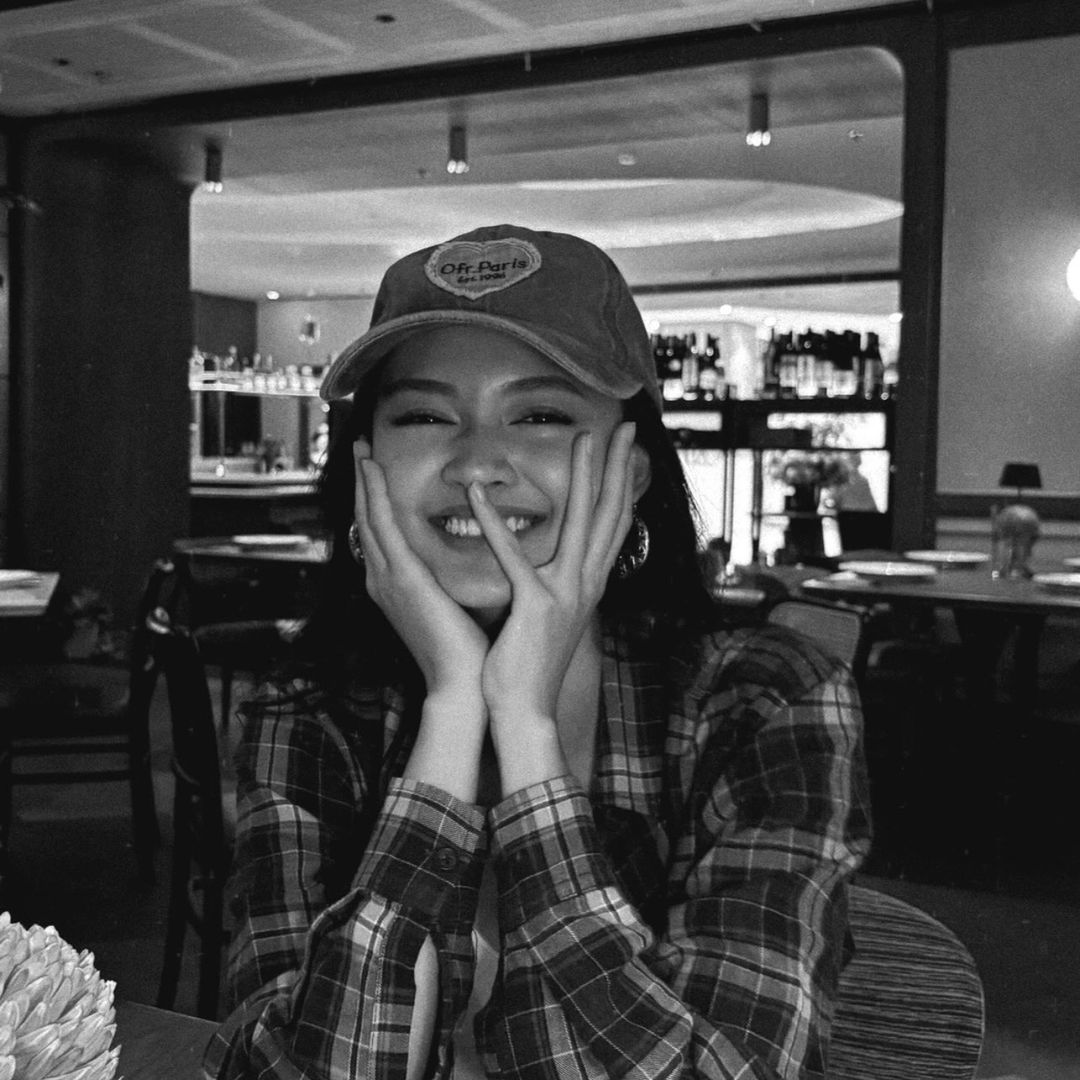 whoismontserratgizelle