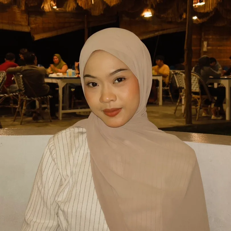 yunieaz_